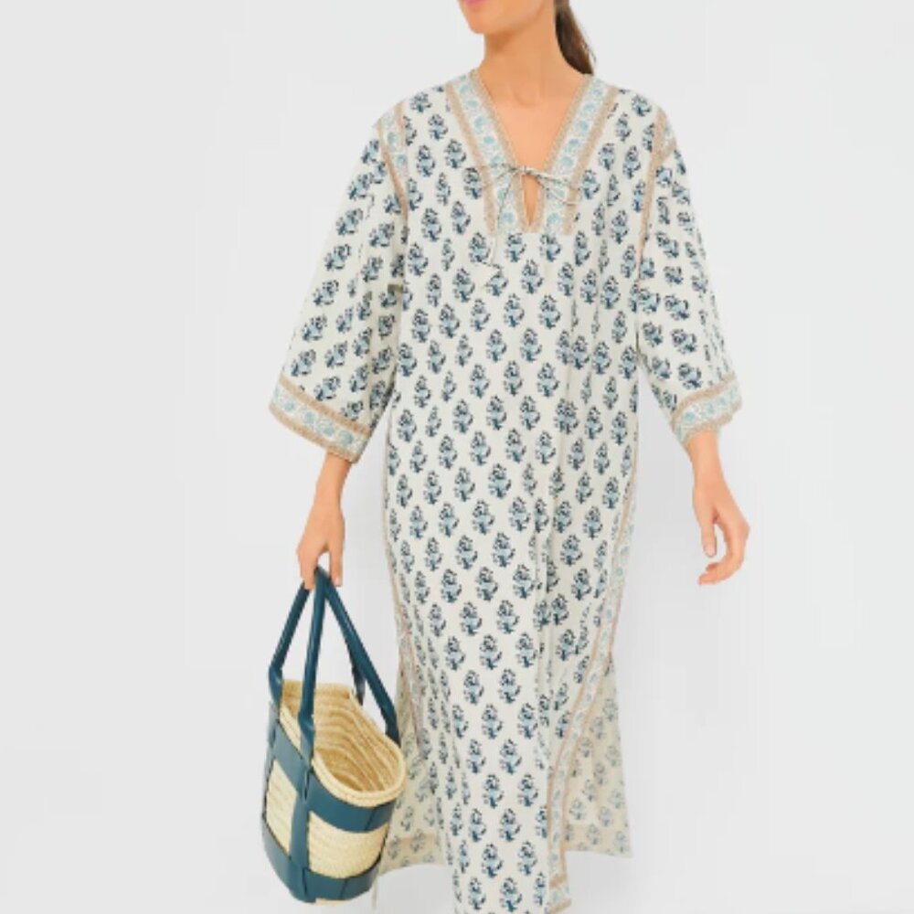 Dainty Hydrangea Alani Caftan
